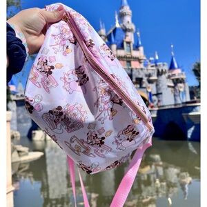 Disney Pink Mickey and Minnie Crossbody bag New condition/never used PRICE FIRM
